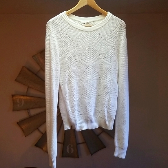 Tentree crew sweater - Picture 2 of 11